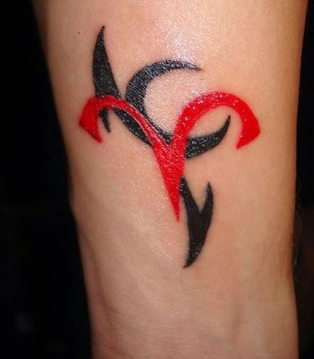 Tribal Tattoos small tribal tattoo designs