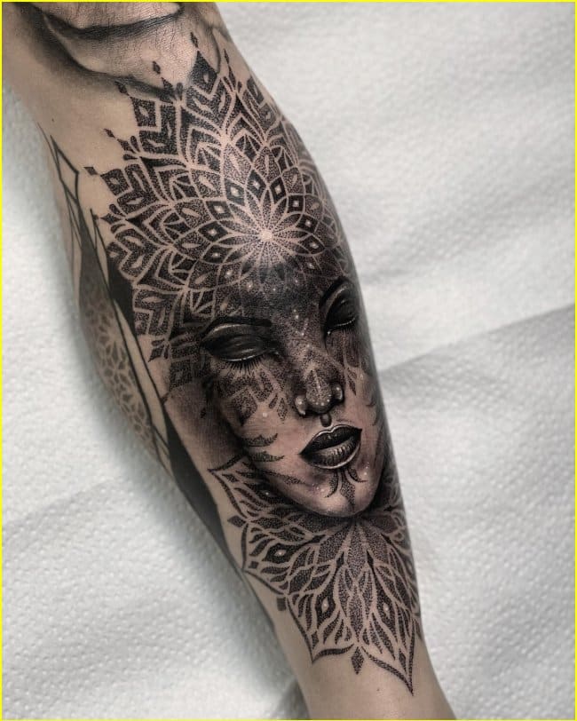 mandala tattoos leg