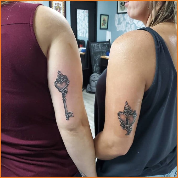 lock and key friend tattoo