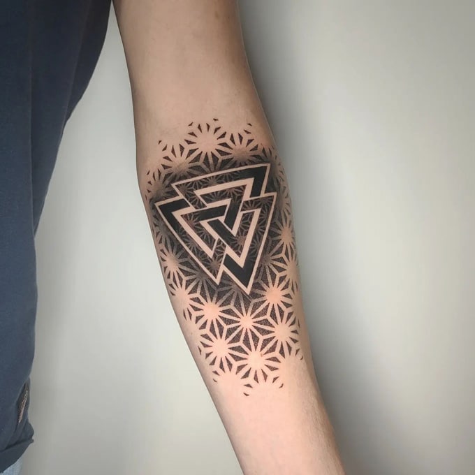 The valknut - Odin's knot tattoo